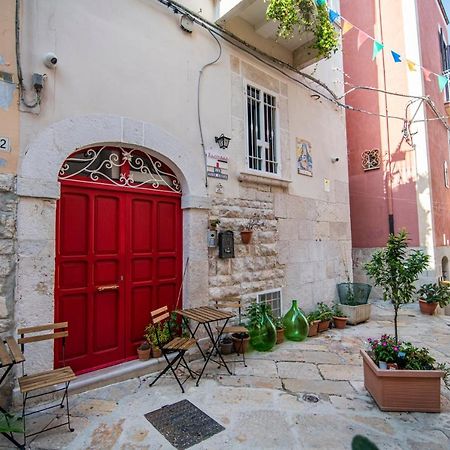 Redmood Guesthouse Барлетта Екстер'єр фото