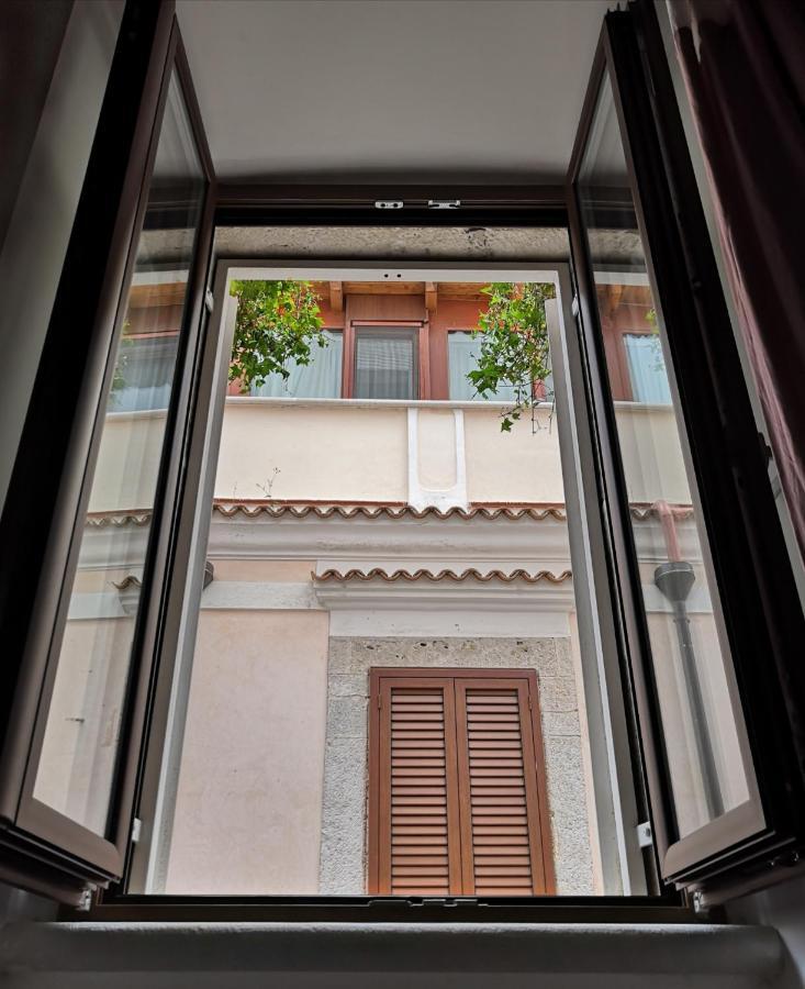 Redmood Guesthouse Барлетта Екстер'єр фото