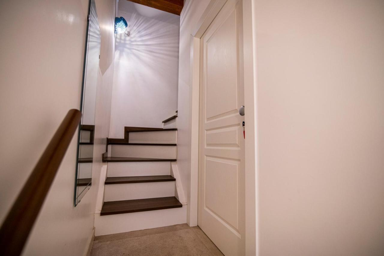 Redmood Guesthouse Барлетта Екстер'єр фото